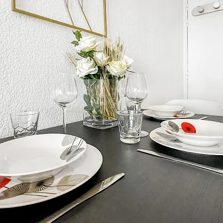 Daire Homey Rest - Parking Gratuit, Balcon Privee, Proche Gare Et Geneve, Wifi Gratuit Annemasse