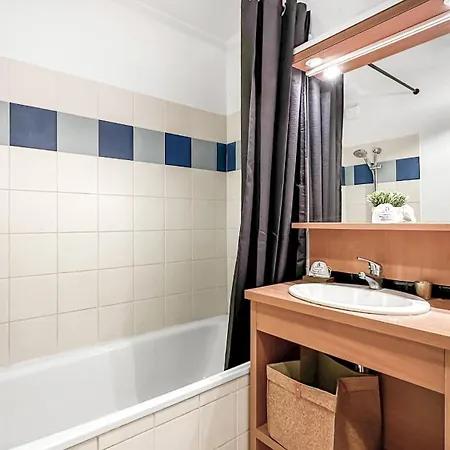 Homey Rest - Parking Gratuit, Balcon Privee, Proche Gare Et Geneve, Wifi Gratuit Annemasse